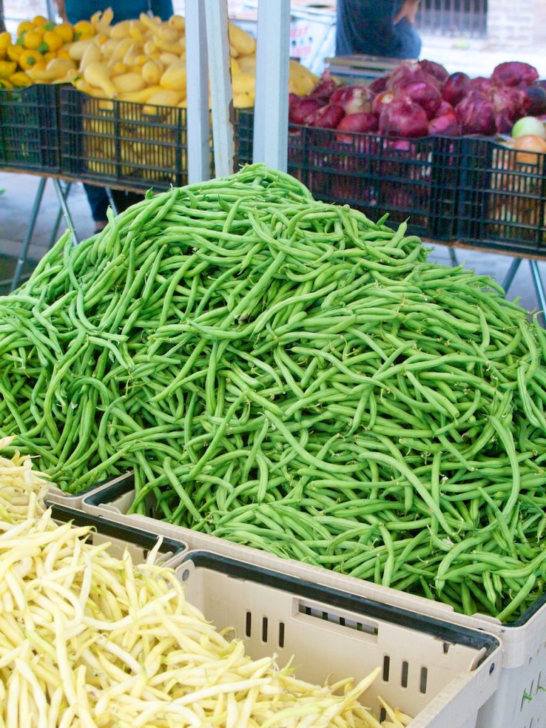 green beans at farmers market