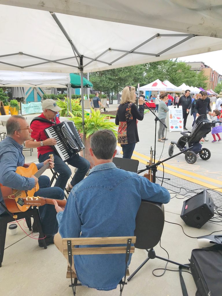 music at farmers market