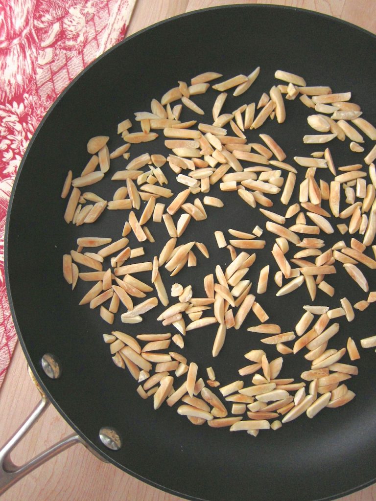 toasting slivered almonds