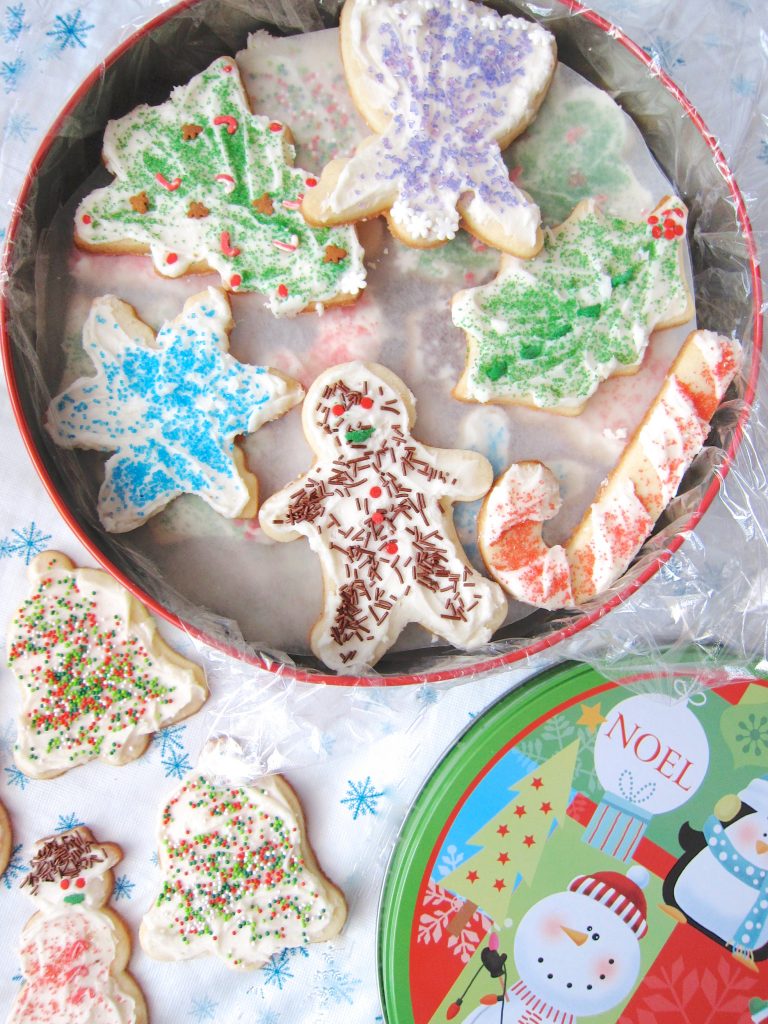 Cream Cheese and Almond Christmas Cookies