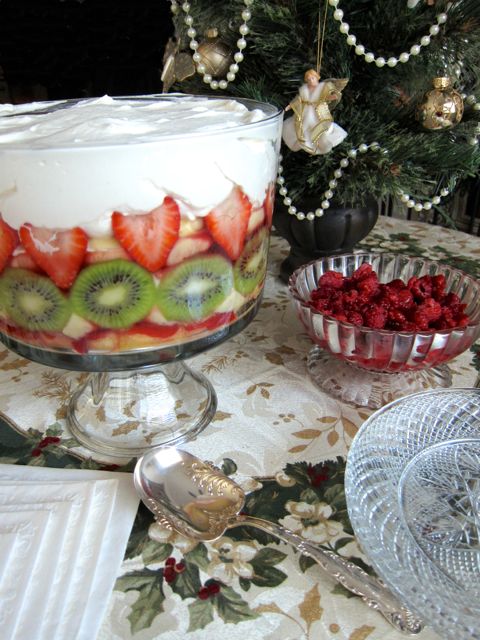 English Trifle With Amaretto Liqueur
