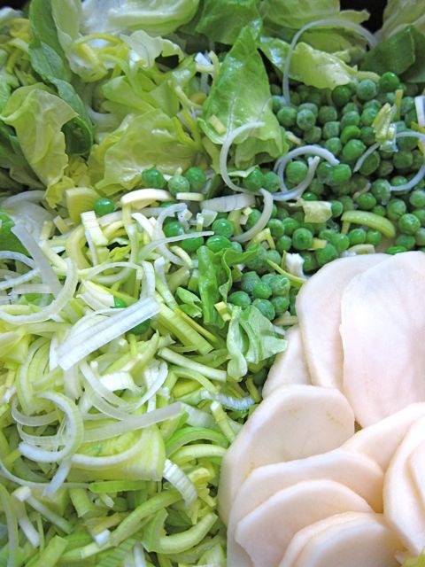Peas, potatoes and lettuce
