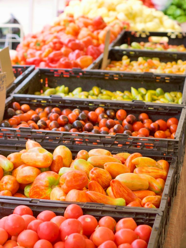 tomatoes at the farmers market