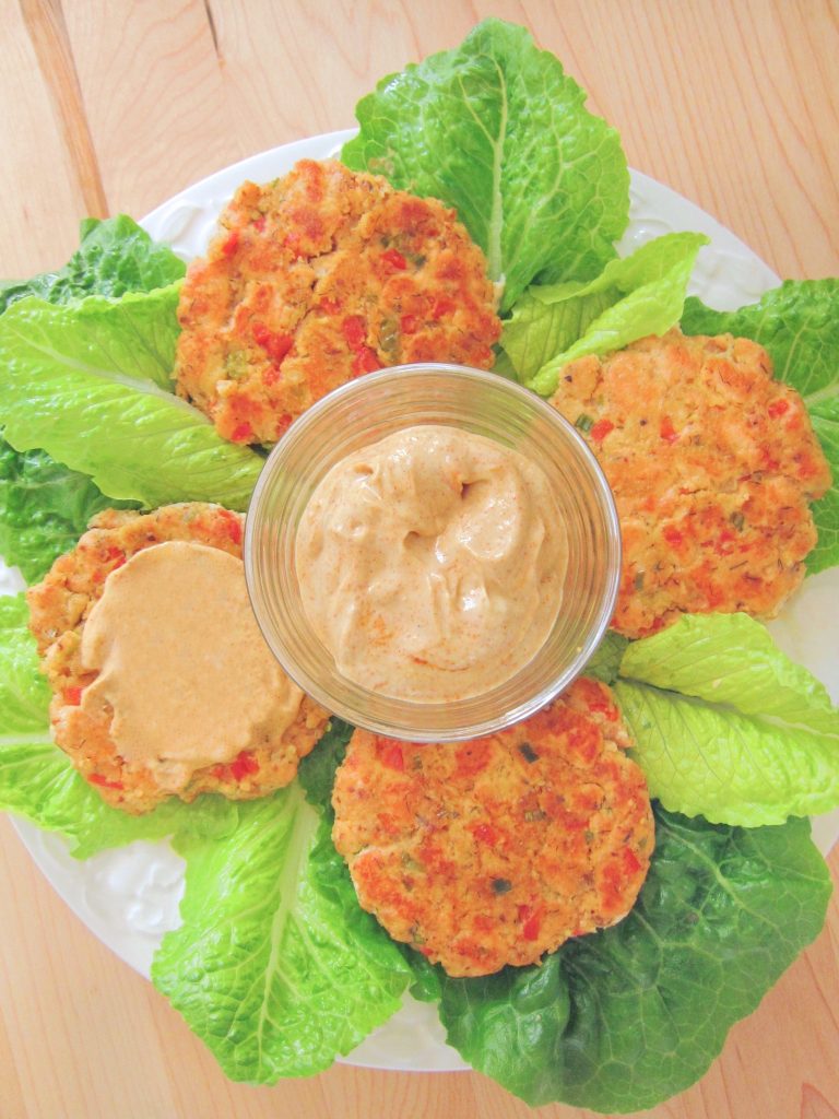 Salmon Burgers With Remoulade Sauce