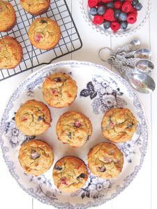 Fresh Berry Tea Cakes