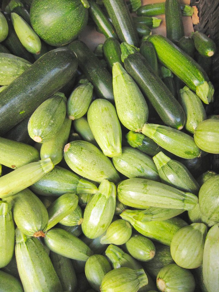 light green squash
