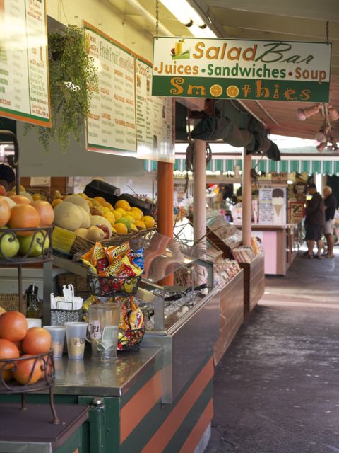 fresh juice stand at Farmers Market