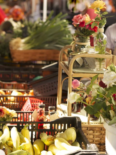 roses on shelf