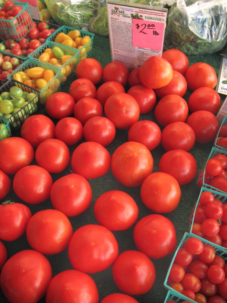 tomatoes at farmers market