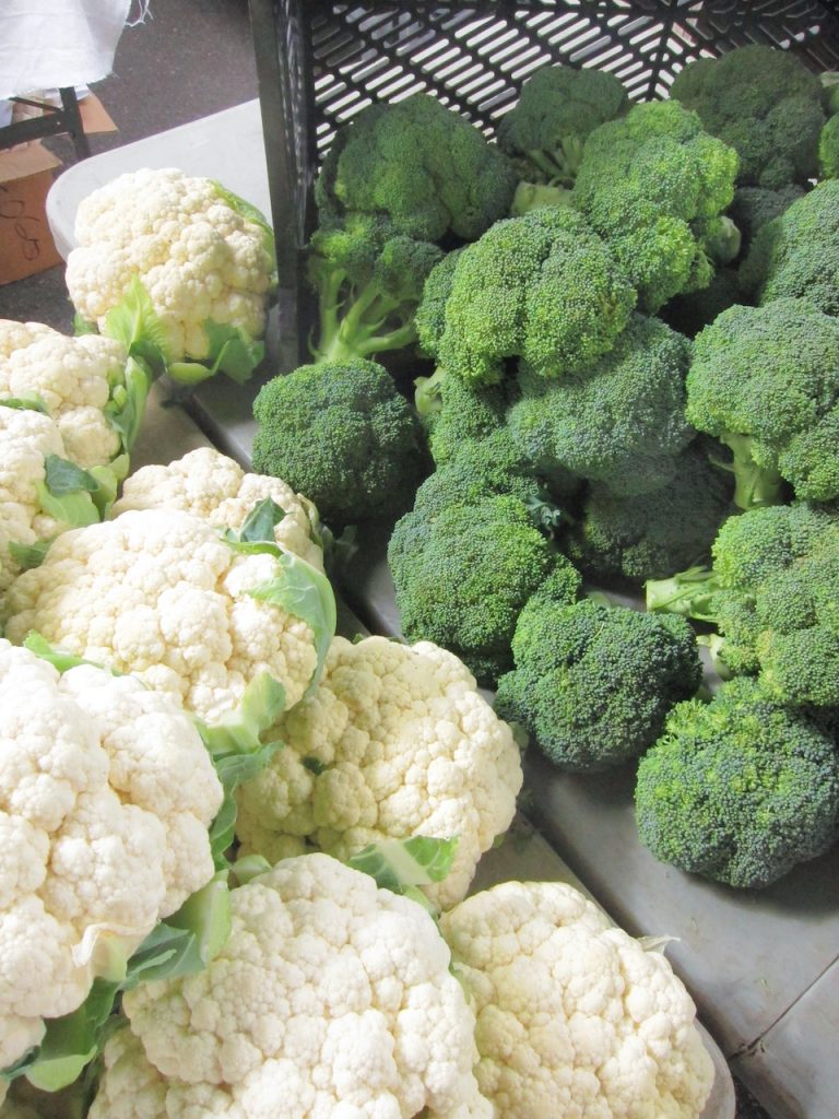 broccoli and cauliflower at the farmers market