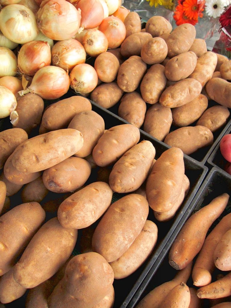 russets at farmers market