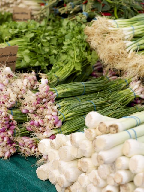 leeks at farmers market
