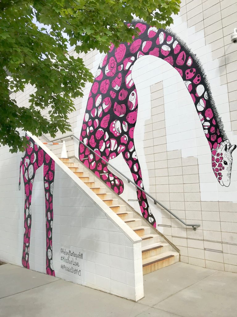 giraffe painted on wall