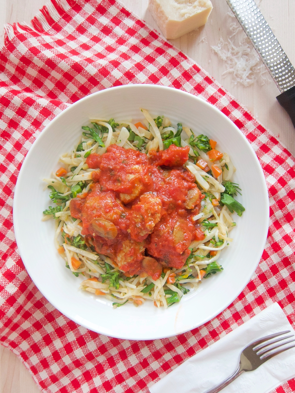 Keto ‘Pasta’ Primavera and Meatballs Dolly’s Kettle