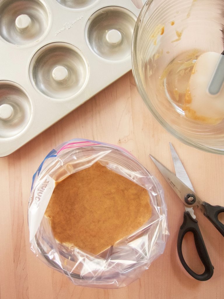 putting batter in pastry bag