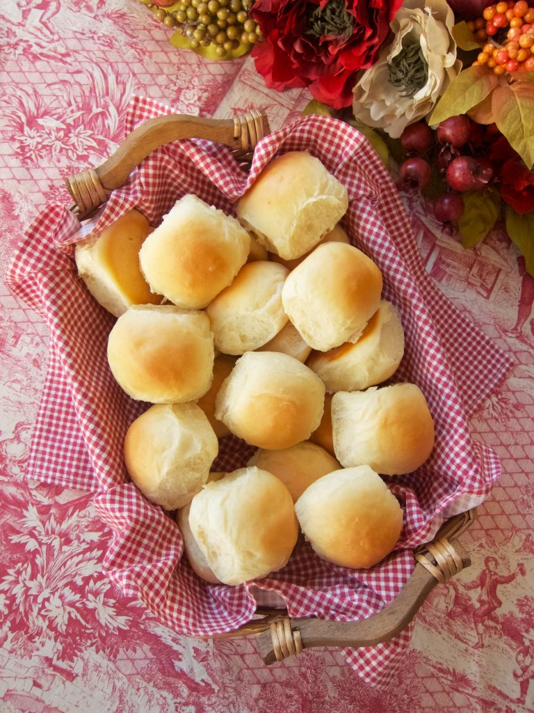 Soft Dinner Rolls