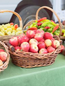 apples in a basket