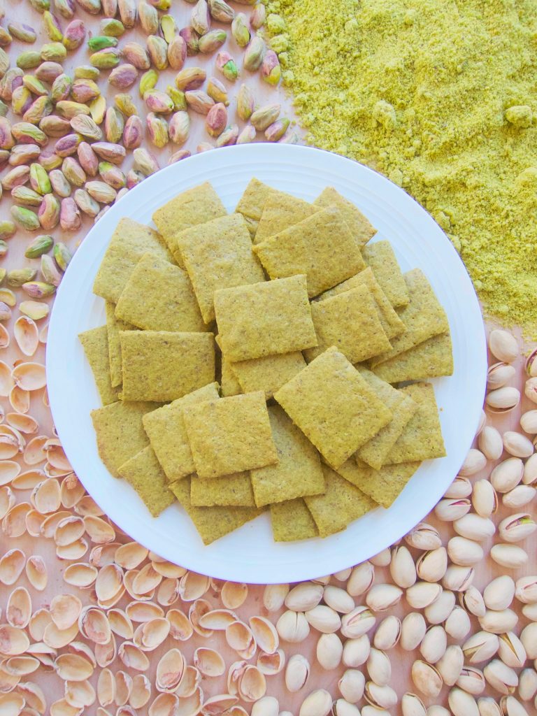 pistachio nut crackers